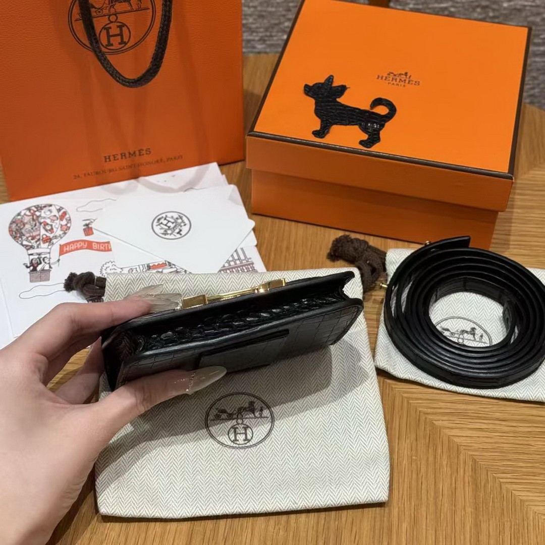 Hermes Constance Slim Wallet Handmade In Matte Alligator Leather from Mississippi Gold Hardware 89 Noir - Image 12
