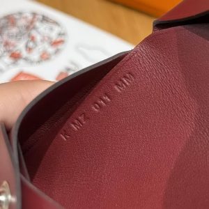 Hermes Calvi Duo Compact Card Holder Handmade In Box Calfskin Leather Silver Hardware 55 Rouge H - Image 7