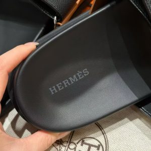 Hermes Chypre Sandal Men Techno-sandal Calfskin Epsom Calfskin Naturel Black - Image 4