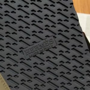 Hermes Chypre Sandal Men Techno-sandal Calfskin Vert Toundra Noir H222858ZHVT390 - Image 10