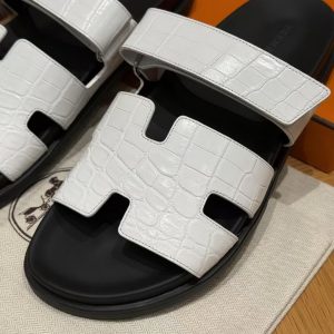 Alternative view of Hermes Chypre Sandal Men Techno-sandal Matte Mississippiensis Alligator Blanc