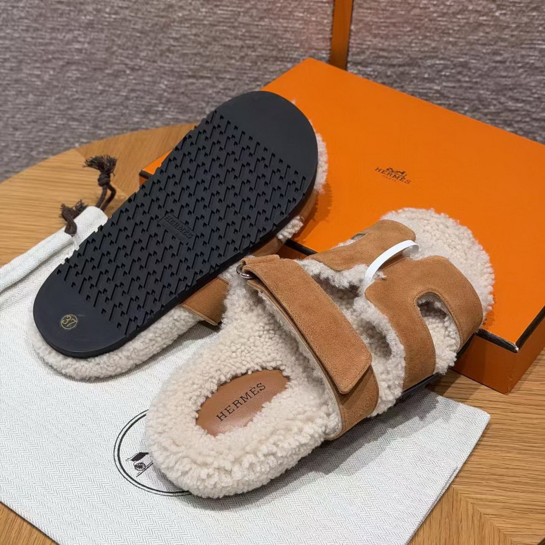 Hermes Chypre Sandal Women Techno-sandal Calfskin With Shearling Lining Brun Fumé Ecru - Image 14