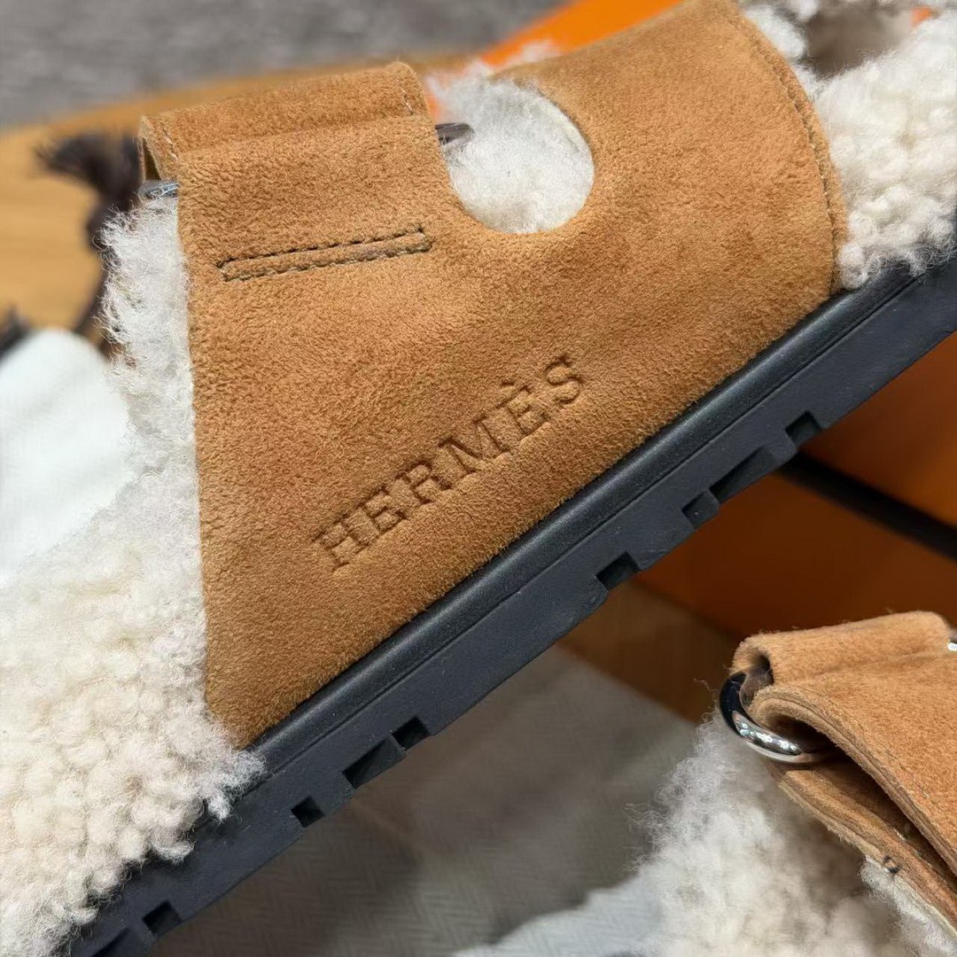 Hermes Chypre Sandal Women Techno-sandal Calfskin With Shearling Lining Brun Fumé Ecru - Image 8