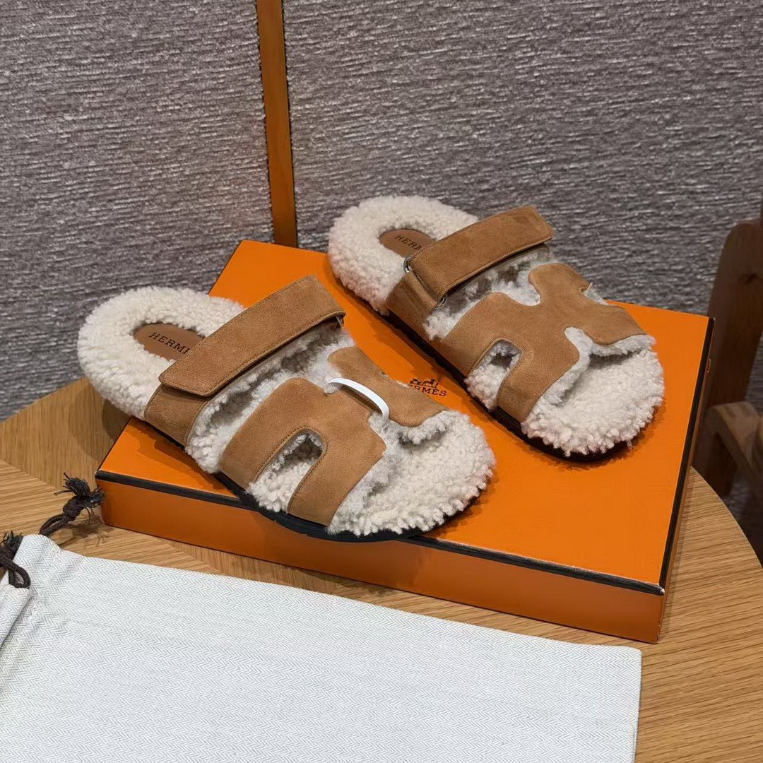 Hermes Chypre Sandal Women Techno-sandal Calfskin With Shearling Lining Brun Fumé Ecru - Image 6