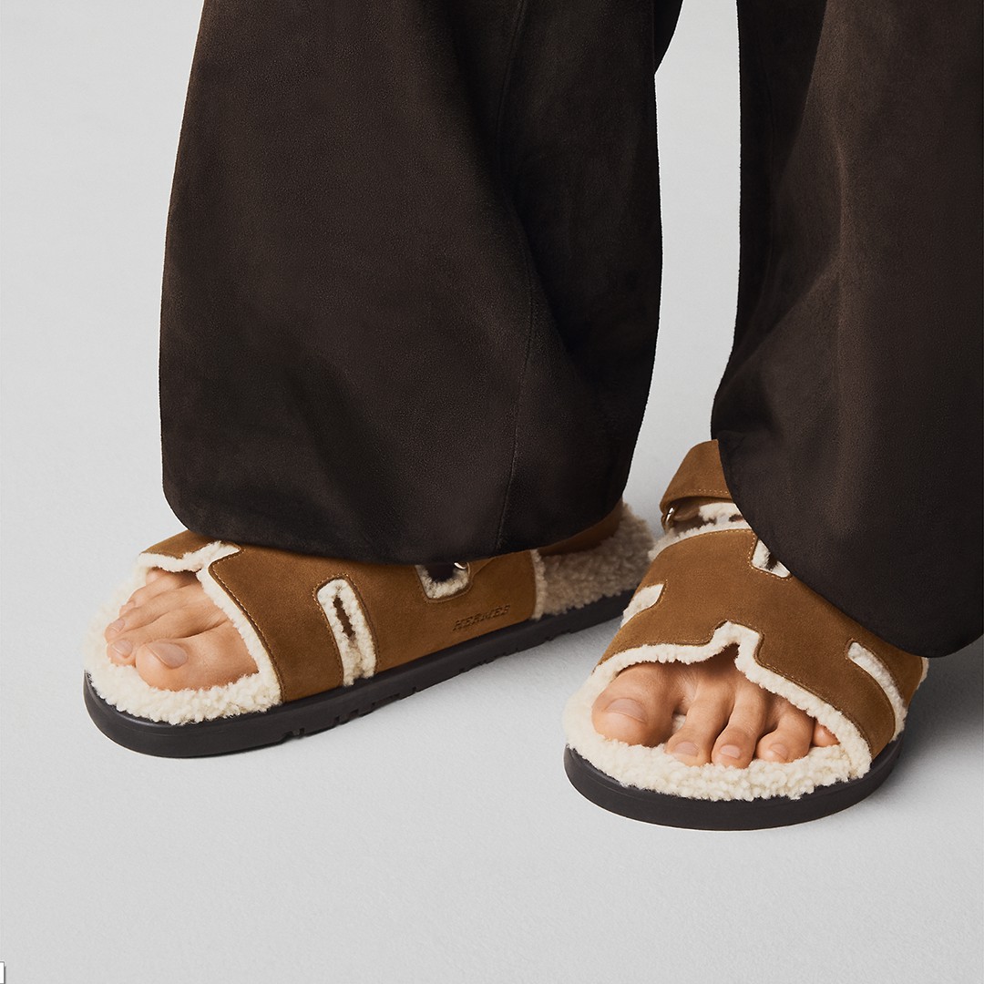 Hermes Chypre Sandal Women Techno-sandal Calfskin With Shearling Lining Brun Fumé Ecru - Image 3