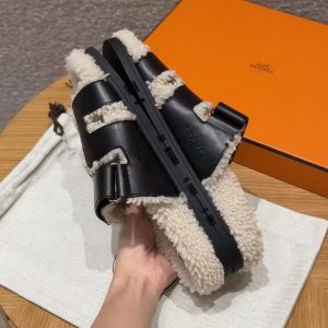 Hermes Chypre Sandal Women Techno-sandal Calfskin With Shearling Lining Noir Ecru - Image 8