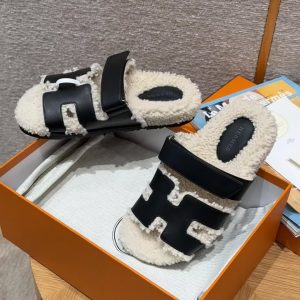 Hermes Chypre Sandal Women Techno-sandal Calfskin With Shearling Lining Noir Ecru - Image 3