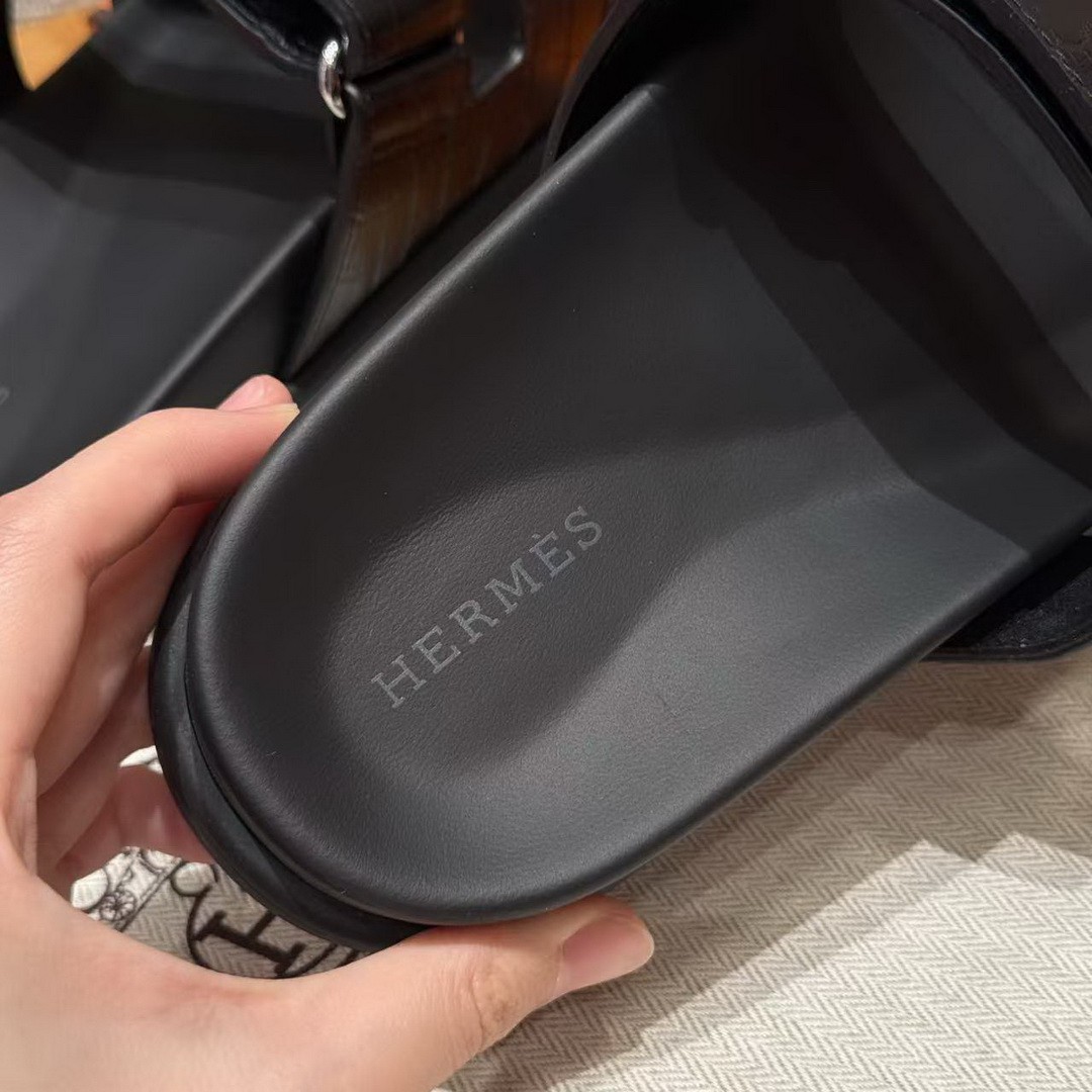 Hermes Chypre Sandal Women Techno-sandal Matte Mississippiensis Alligator Noir - Image 3