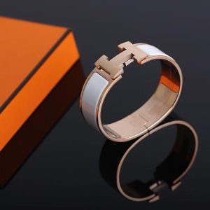 Hermes Clic Clac H Wide Bracelet Plain Enamel Rose Gold Blanc H300001FO31GM - Image 10