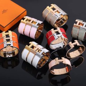 Hermes Clic Clac H Wide Bracelet Plain Enamel Rose Gold Blanc H300001FO31GM - Image 8