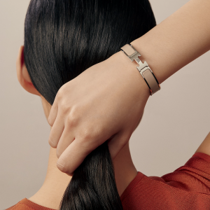 Hermes Clic H Bracelet Plain Enamel Rose Gold Marron Glacé H700001FO19PM - Image 5