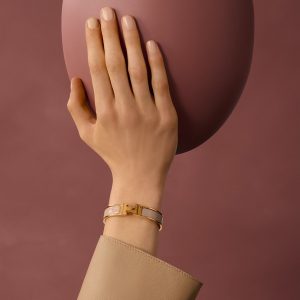 Hermes Clic H Bracelet Plain Enamel Rose Gold Marron Glacé H700001FO19PM - Image 3