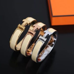 Alternative view of Hermes Clic H Bracelet Plain Enamel Yellow Gold Crème H700001F 85PM