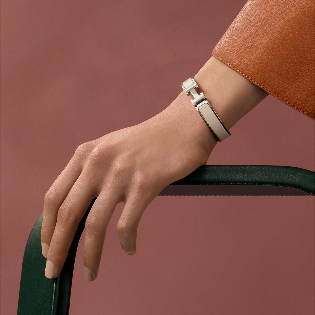 Hermes Clic H Bracelet Plain Enamel Yellow Gold Crème H700001F 85PM - Image 6