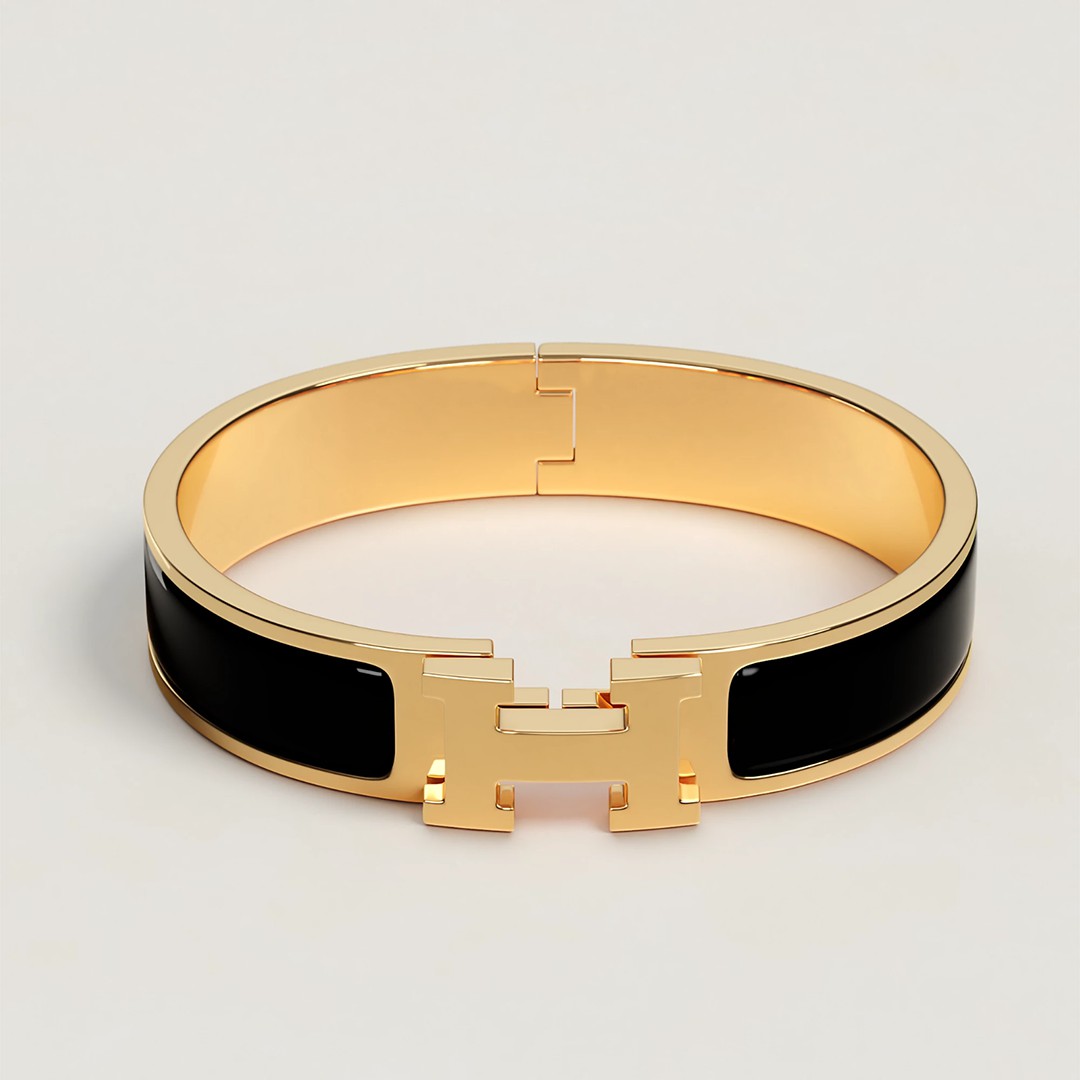 Hermes Clic H Bracelet Plain Enamel Yellow Gold Noir H700001F 01GM