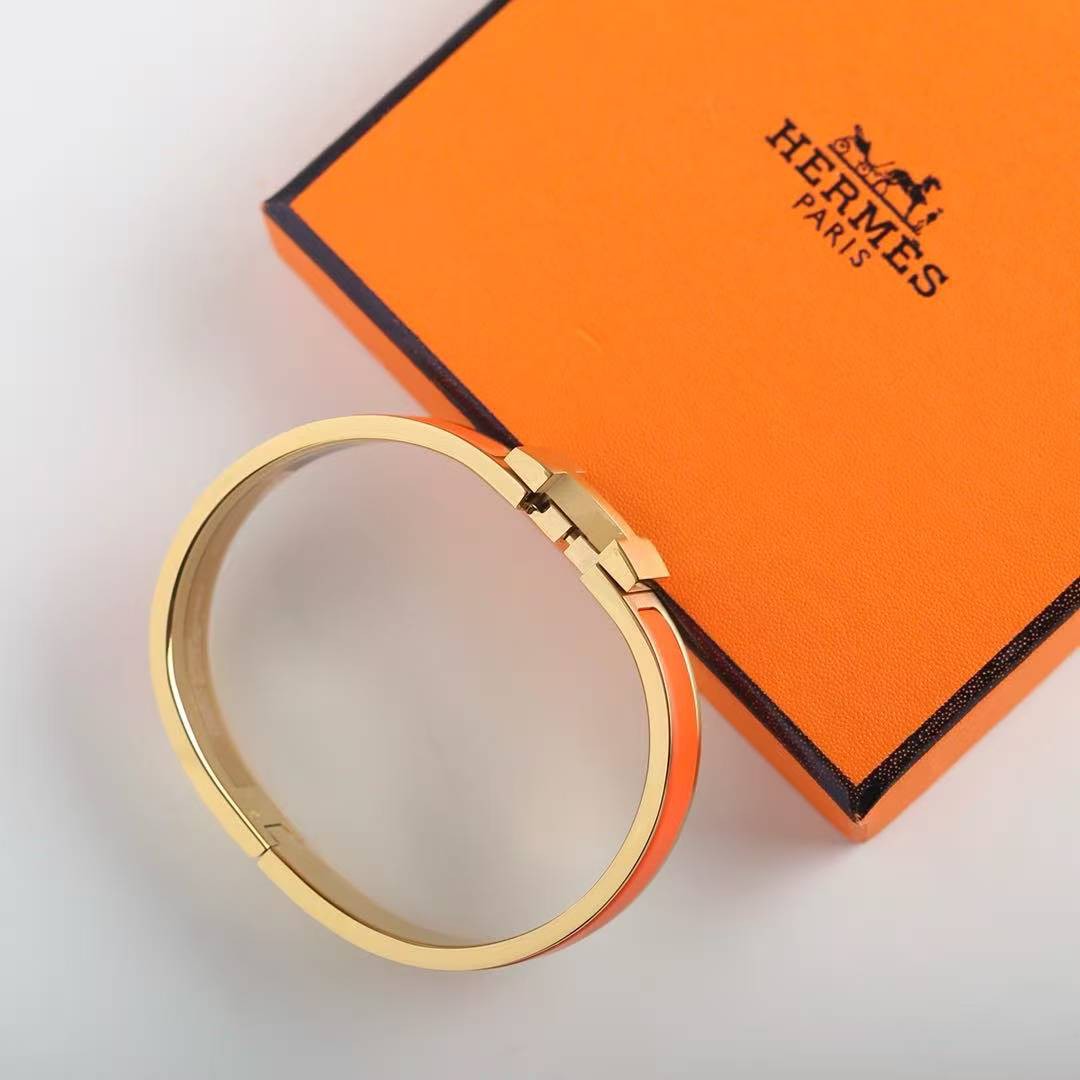 Hermes Clic H Bracelet Plain Enamel Yellow Gold Orange Fruité H700001F 8AGM - Image 6