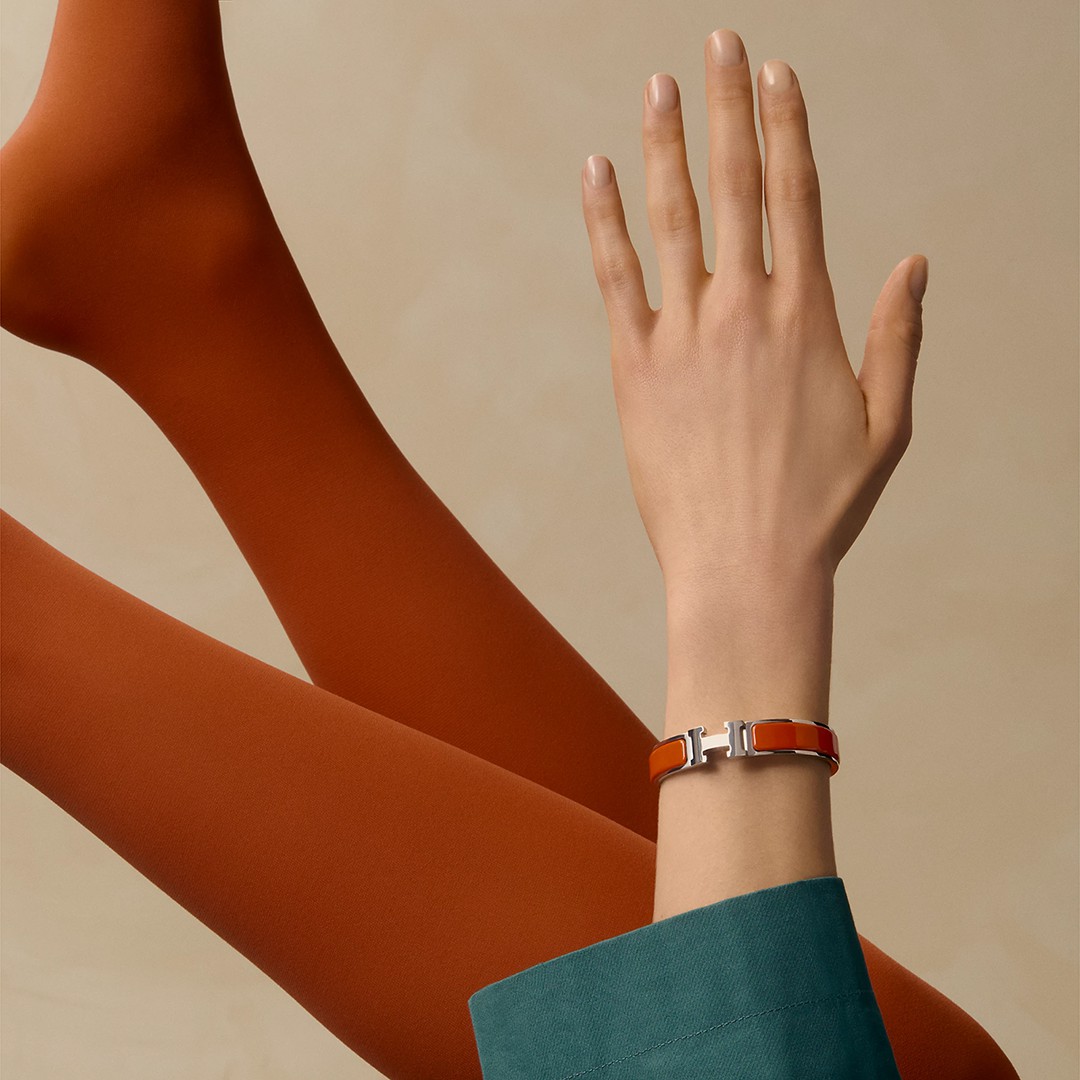Hermes Clic H Bracelet Plain Enamel Yellow Gold Orange Fruité H700001F 8AGM - Image 3