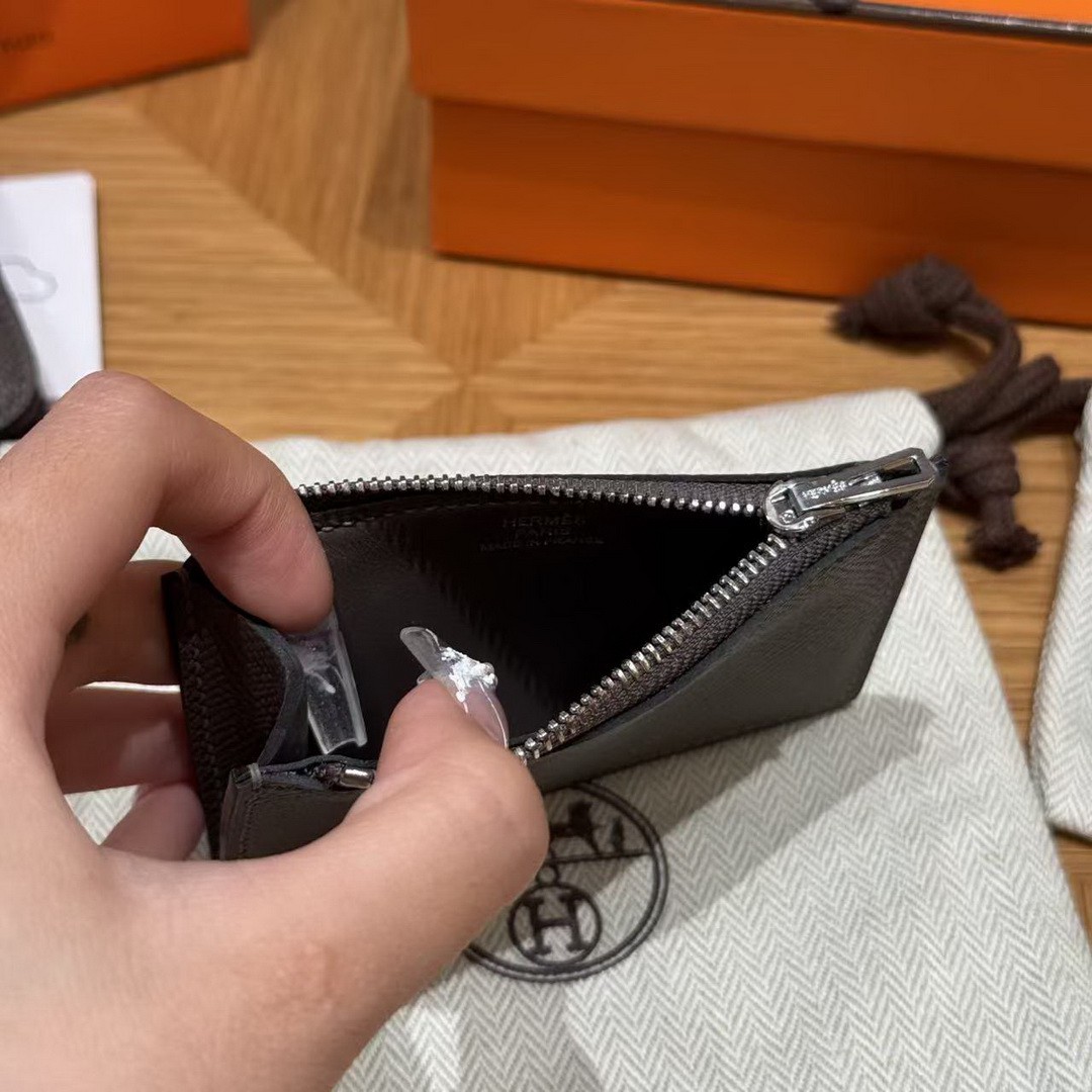 Hermes Constance Slim Wallet Handmade In Epsom Calfskin Leather Silver Hardware 8F Gris Etain - Image 3
