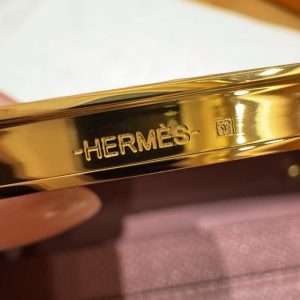 Hermes Constance To Go Wallet Handmade In Epsom Calfskin Leather Gold Hardware 55 Rouge - Image 6