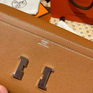 Hermes Constance To Go Wallet Handmade In Epsom Calfskin Leather Silver Hardware ck37 Gold - Image 9