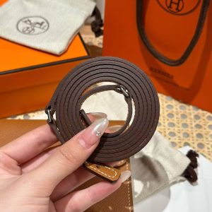 Hermes Constance To Go Wallet Handmade In Epsom Calfskin Leather Silver Hardware ck37 Gold - Image 5
