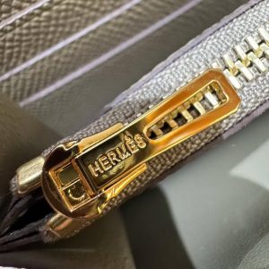 Hermes Constance To Go Wallet Handmade In Togo Calfskin Leather Gold Hardware 18 Etoupe - Image 9