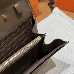 Hermes Constance To Go Wallet Handmade In Togo Calfskin Leather Gold Hardware 18 Etoupe - Image 4