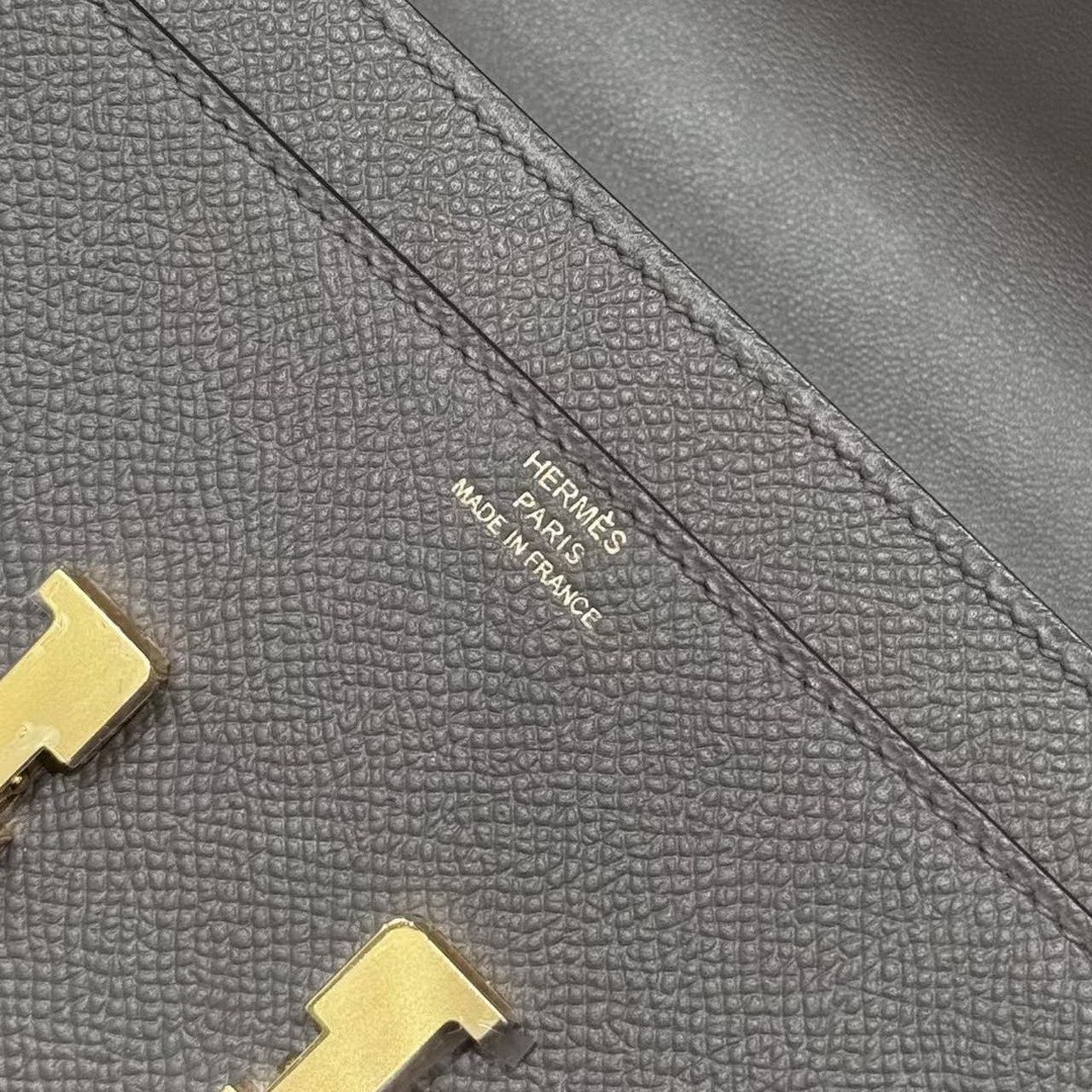 Hermes Constance To Go Wallet Handmade In Togo Calfskin Leather Gold Hardware 8F Girs Etain - Image 13