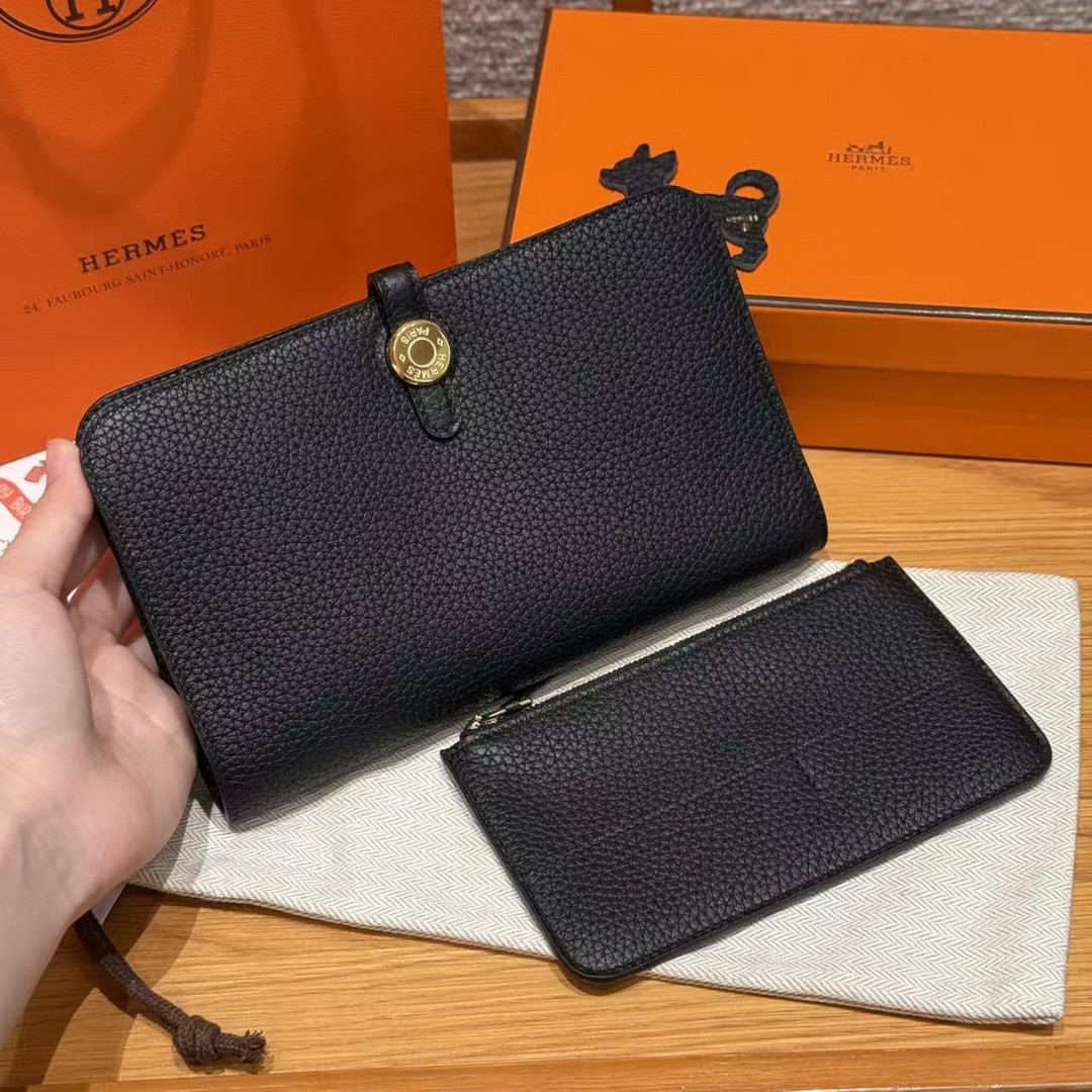 Hermes Dogon Compact Wallet Handmade In Togo Calfskin Leather Gold Hardware 89 Noir