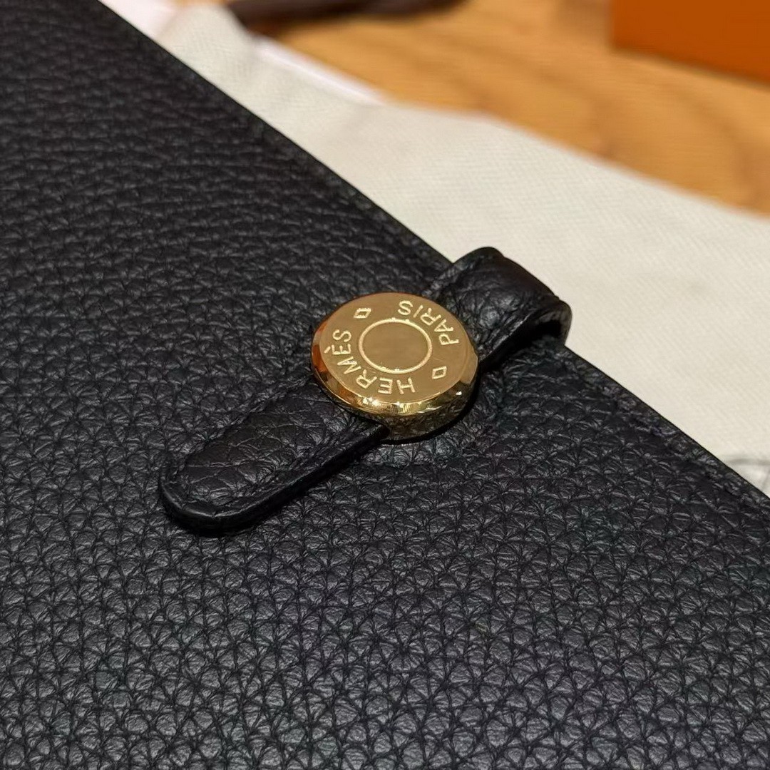 Hermes Dogon Compact Wallet Handmade In Togo Calfskin Leather Gold Hardware 89 Noir - Image 3