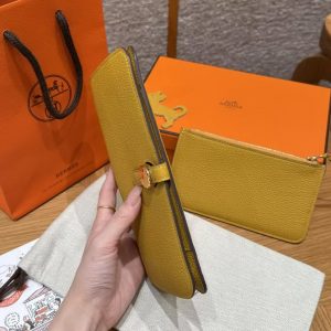 Hermes Dogon Compact Wallet Handmade In Togo Calfskin Leather Gold Hardware 9D Jaune Ambre - Image 15