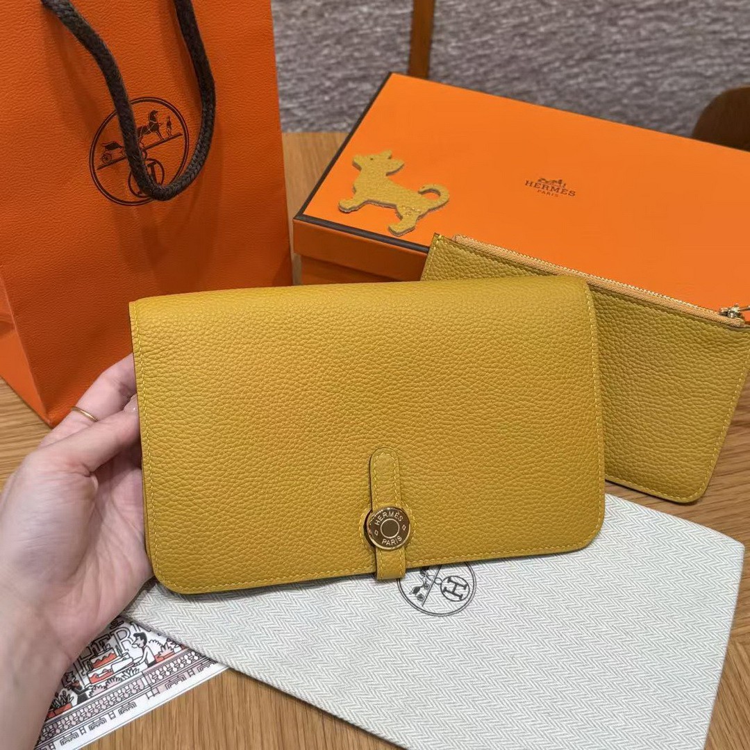 Hermes Dogon Compact Wallet Handmade In Togo Calfskin Leather Gold Hardware 9D Jaune Ambre - Image 11