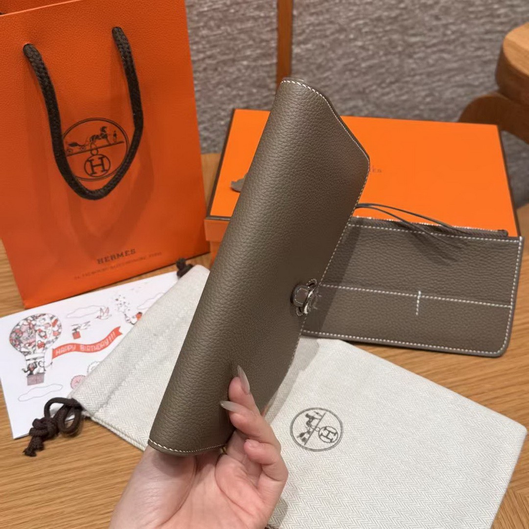 Hermes Dogon Compact Wallet Handmade In Togo Calfskin Leather Silver Hardware 18 Etoupe - Image 18