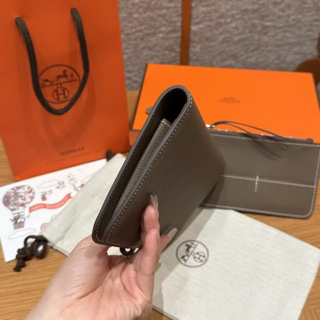 Hermes Dogon Compact Wallet Handmade In Togo Calfskin Leather Silver Hardware 18 Etoupe - Image 15