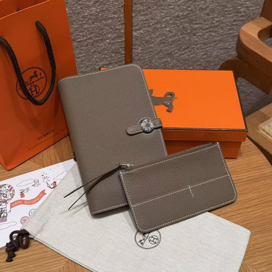Hermes Dogon Compact Wallet Handmade In Togo Calfskin Leather Silver Hardware 18 Etoupe - Image 11