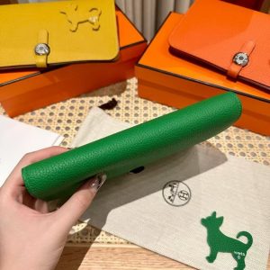 Hermes Dogon Compact Wallet Handmade In Togo Calfskin Leather Silver Hardware 1K Bambou - Image 12