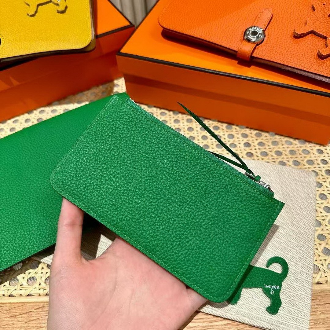 Hermes Dogon Compact Wallet Handmade In Togo Calfskin Leather Silver Hardware 1K Bambou - Image 5