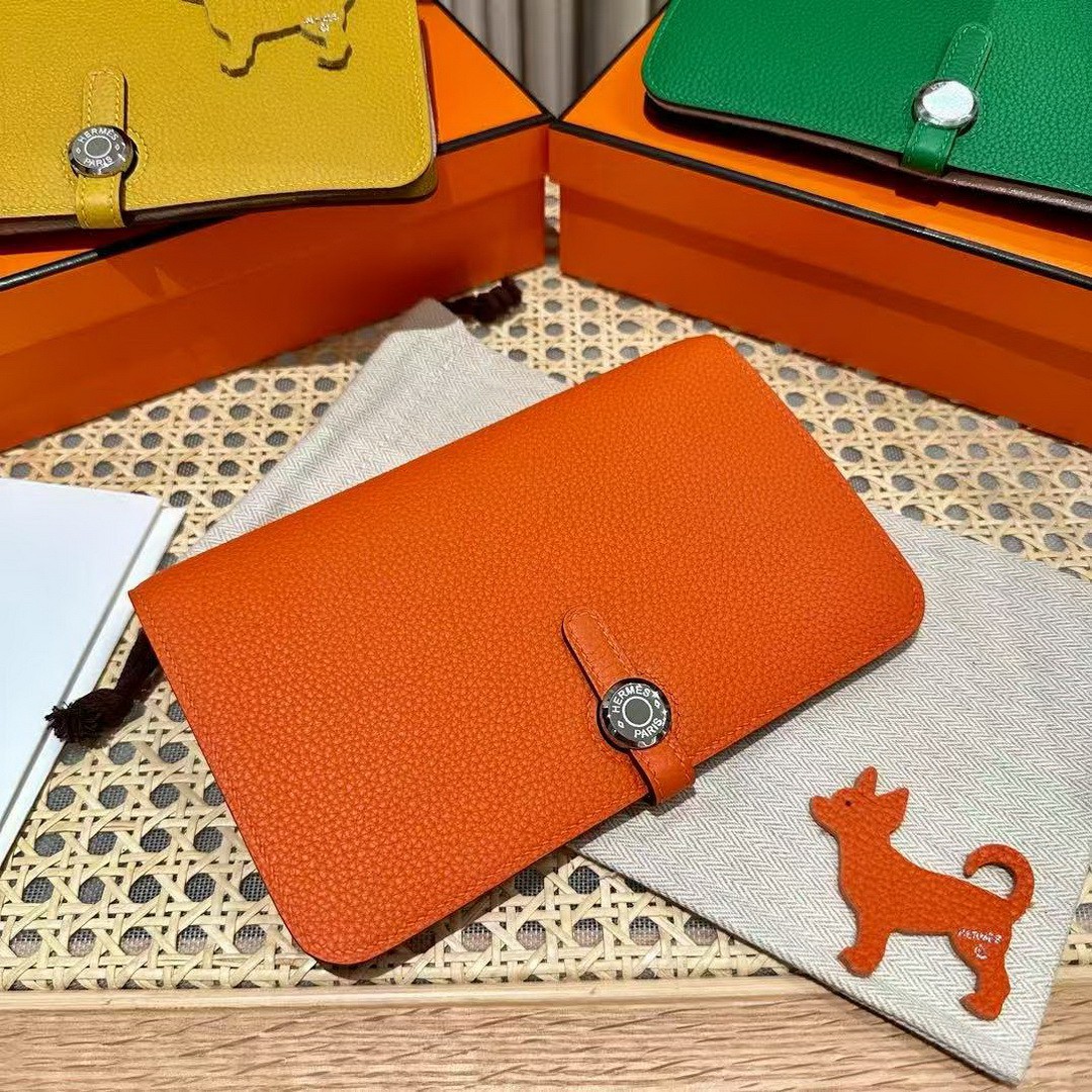 Hermes Dogon Compact Wallet Handmade In Togo Calfskin Leather Silver Hardware 93 Orange - Image 2
