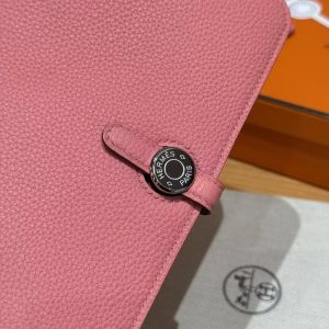Hermes Dogon Compact Wallet Handmade In Togo Calfskin Leather Silver Hardware K4 Rose D'ete - Image 8