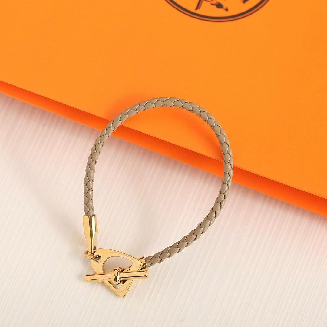 Hermes Etrier Bracelet Rose Gold Swift Calfskin and Metal Étoupe H100016FO18T2 - Image 4