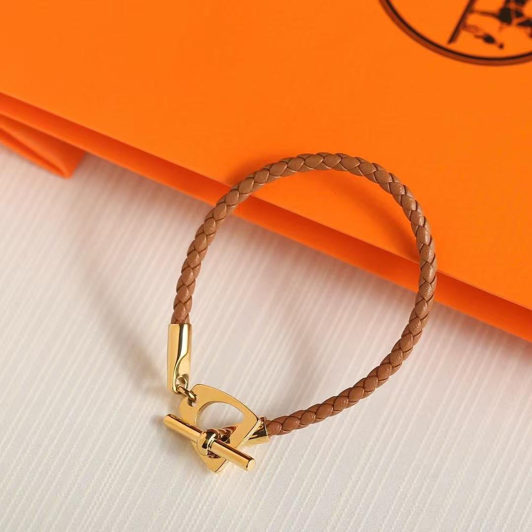 Hermes Etrier Bracelet Rose Gold Swift Calfskin and Metal Gold H100016FO37T2 - Image 6