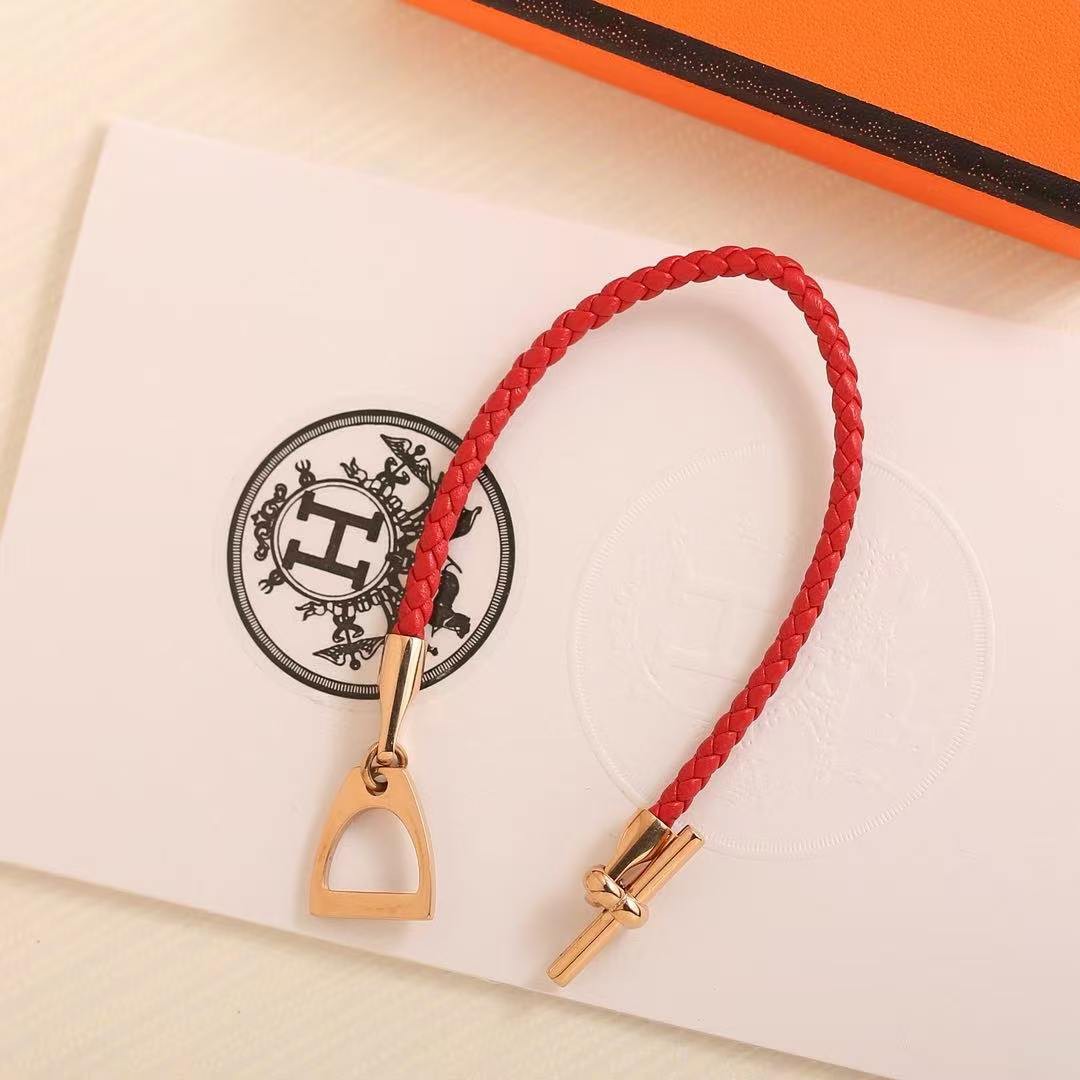 Hermes Etrier Bracelet Rose Gold Swift Calfskin and Metal H100016FOS3T2 - Image 4