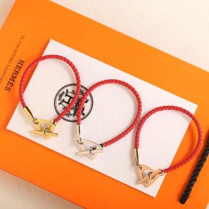 Alternative view of Hermes Etrier Bracelet Rose Gold Swift Calfskin and Metal H100016FOS3T2