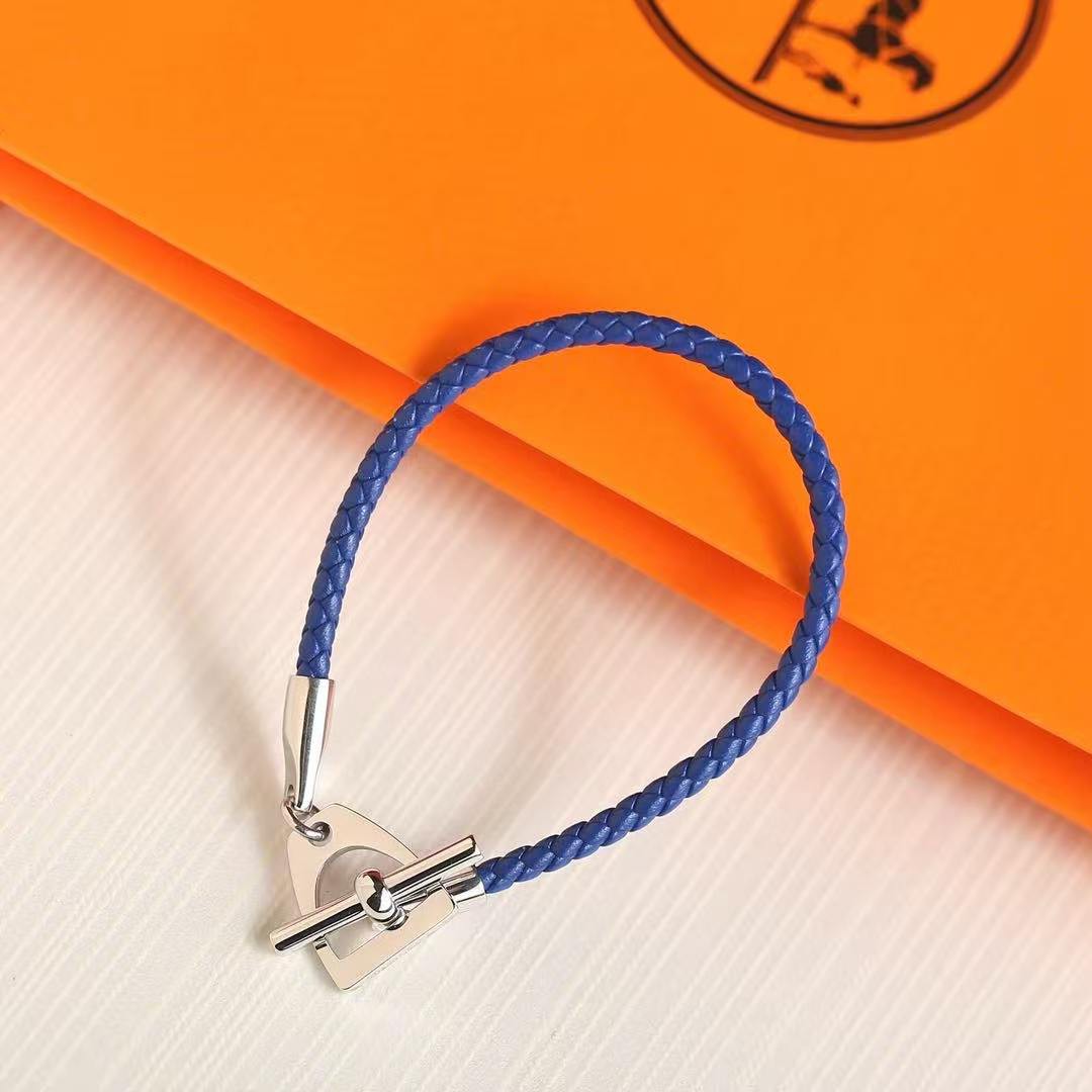 Hermes Etrier Bracelet Rose Gold Swift Calfskin and Metal Navy H100016FO7UT2 - Image 6