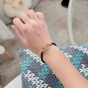 Hermes Etrier Bracelet Yellow Gold Swift Calfskin and Metal H100016F 89T2 - Image 7