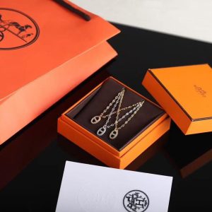 Alternative view of Hermes Farandole Pendant Necklace Rose Gold With Diamonds H221303B 00LG