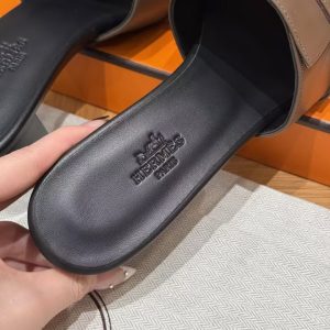 Hermes Gigi 50 Sandal Women High Heel Sandal Calfskin Silver Kelly Buckle Etoupe H251022Z X3345 - Image 4