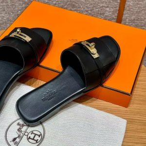 Hermes Giulia Sandal Women Calfskin Gold Kelly Buckle Noir H232129Z 02350 - Image 9