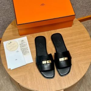 Hermes Giulia Sandal Women Calfskin Gold Kelly Buckle Noir H232129Z 02350 - Image 5