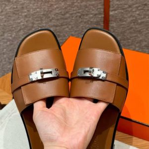 Hermes Giulia Sandal Women Calfskin Silver Kelly Buckle Naturel H231056Z A3340 - Image 4